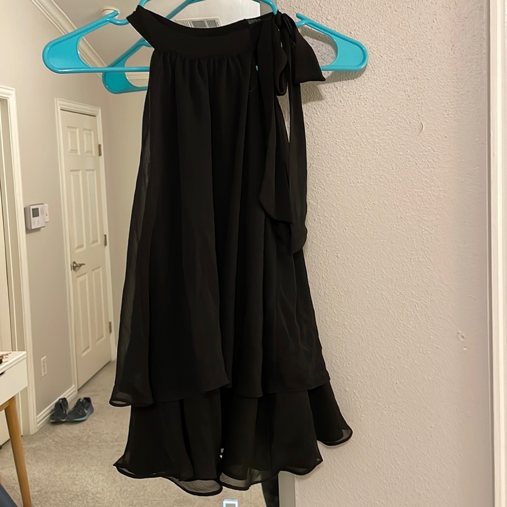 Express sleeve less shirt